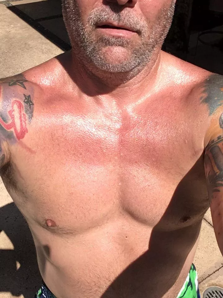 Any Htown MILFS want/ need a full body massage?!  Host in my hotel