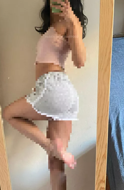 Are you gooning to hot trans girls with pixels? You should~