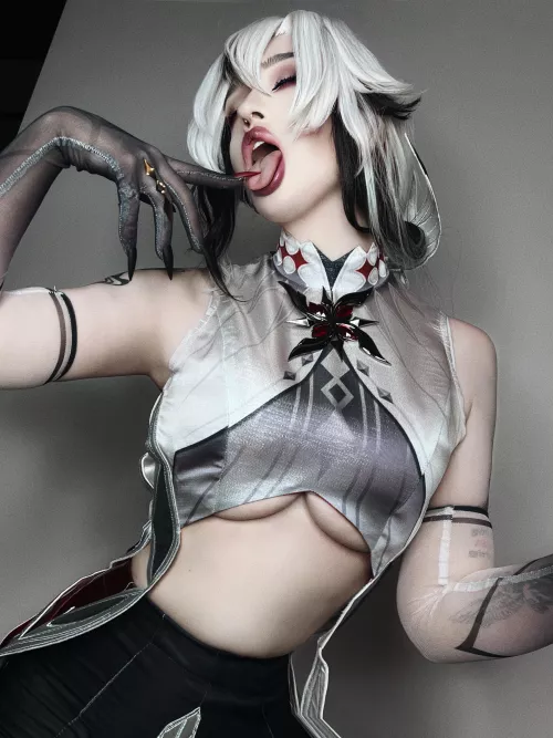 Arlecchino cosplay by Sooyoungg