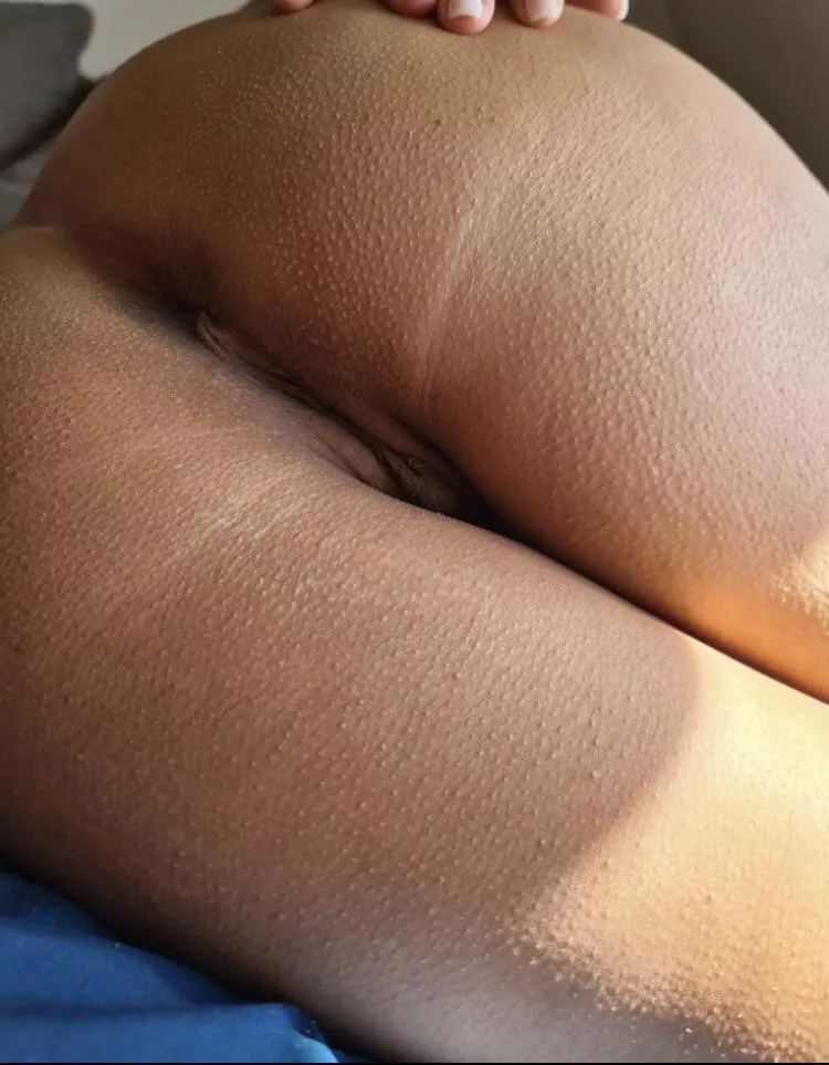 Belgian  milf : speak u french ? Come in dm