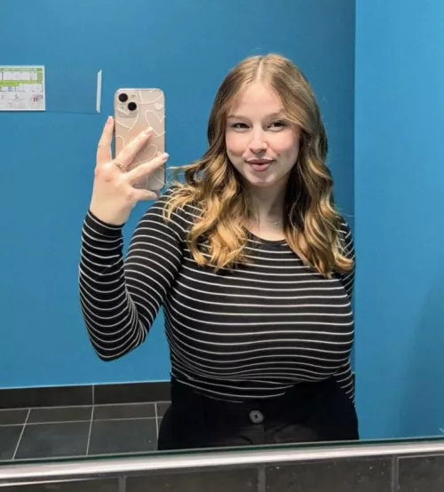 Bigger than her head