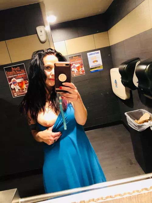 Changing it up. Out w/hubby and a 3rd but still bewbs!