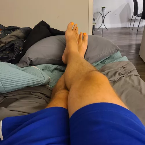 Come sub to my Foot Finder, link in my profile and tell me what you would like to see me do with these big feet! I do long bike rides and have to do something with my under ware right?