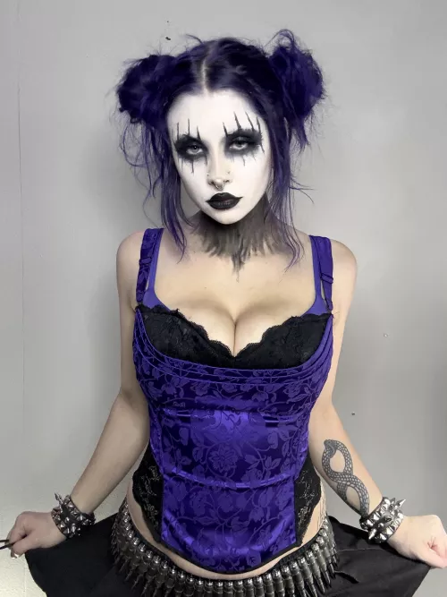 Do me till my makeup is ruined