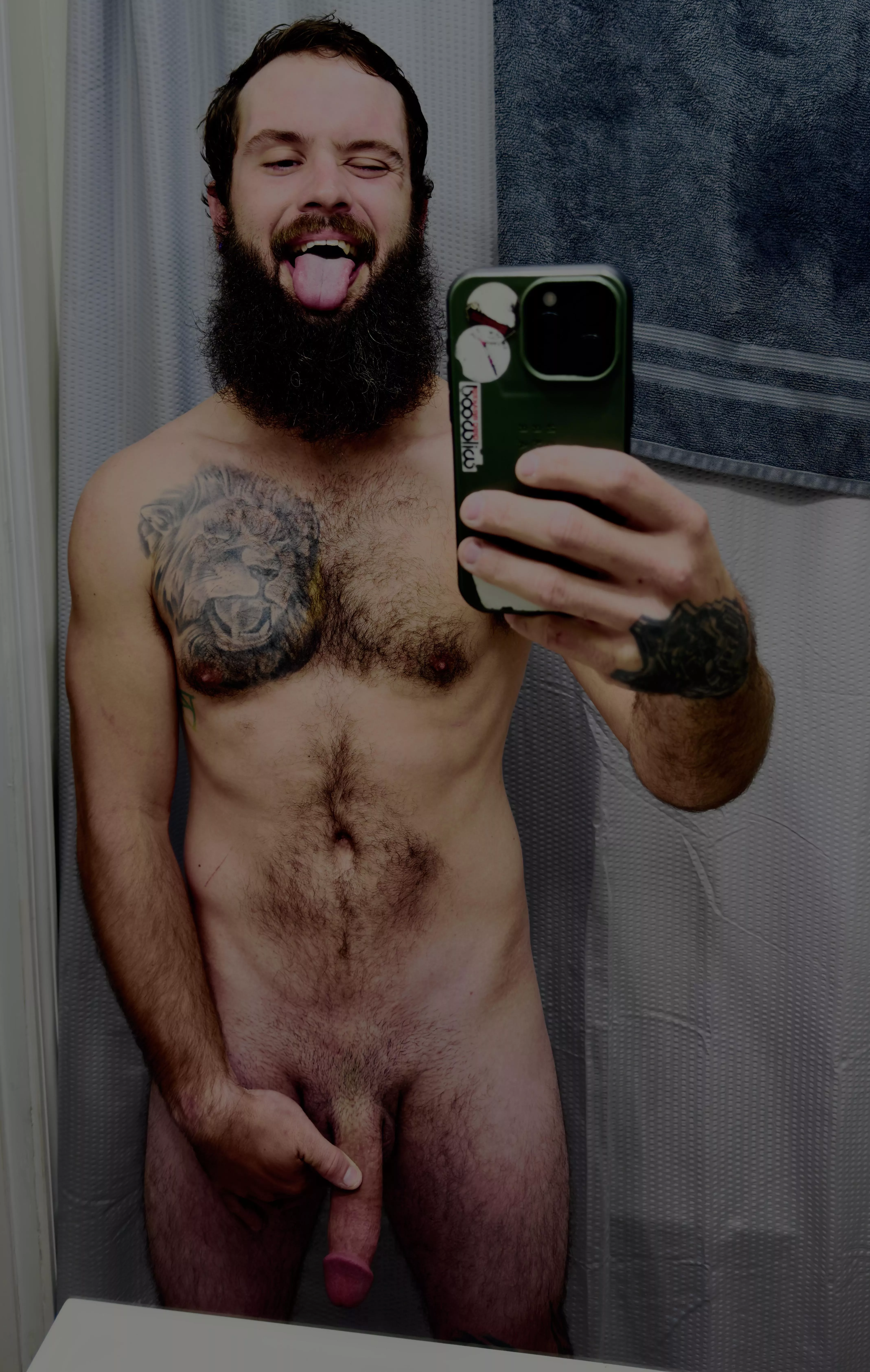 Do y’all like the beard or the boner? M(27)