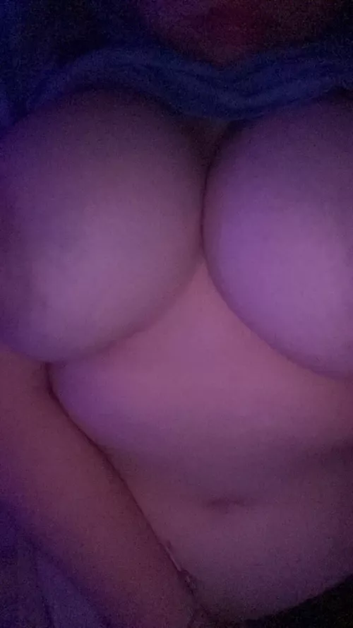 F19 ng8 😙😝😉