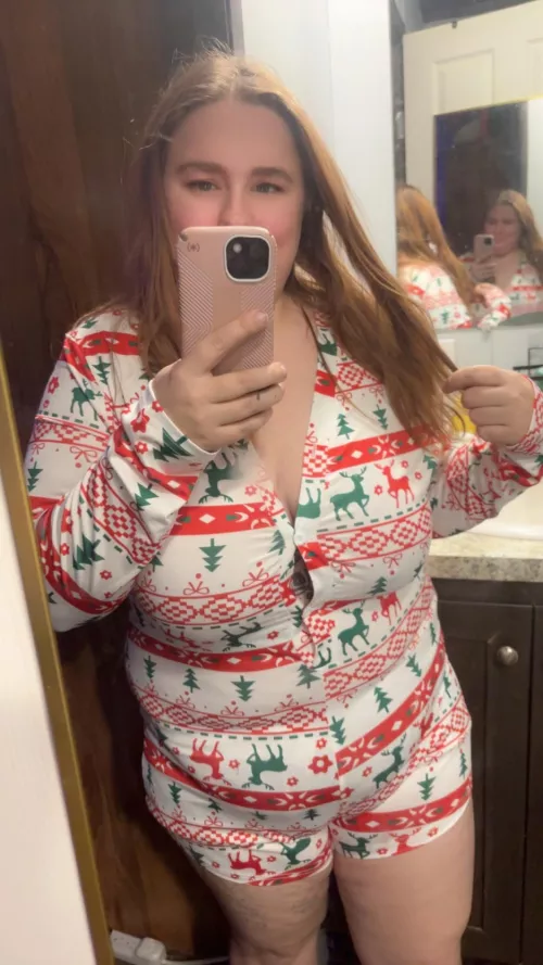 Feeling festive! 🥰