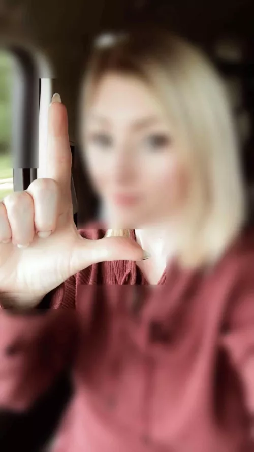 [Findom] Go broke for me, bitches.  It’s my mother-f-ing-BIRTHDAY 🔥💜🔥