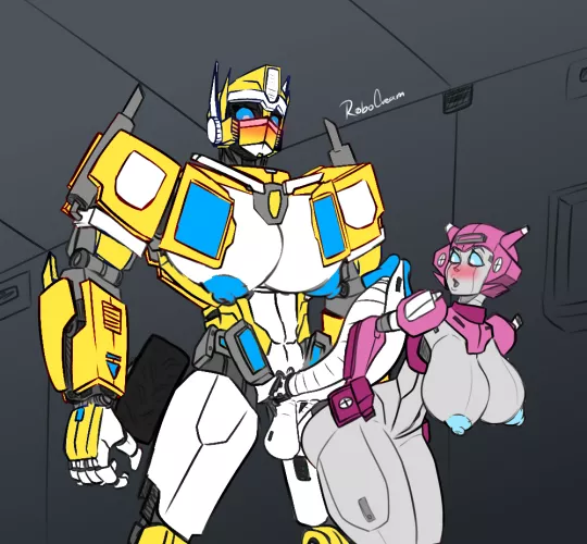 Futa Splendid convoy x elita 1 edit of Robocream's art (Last one for a while I swear)