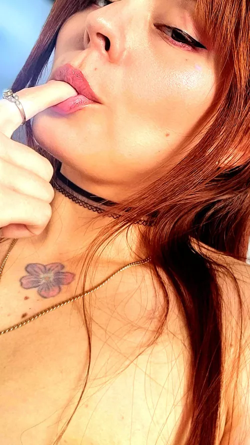 get ready for a few fingers of this goddess