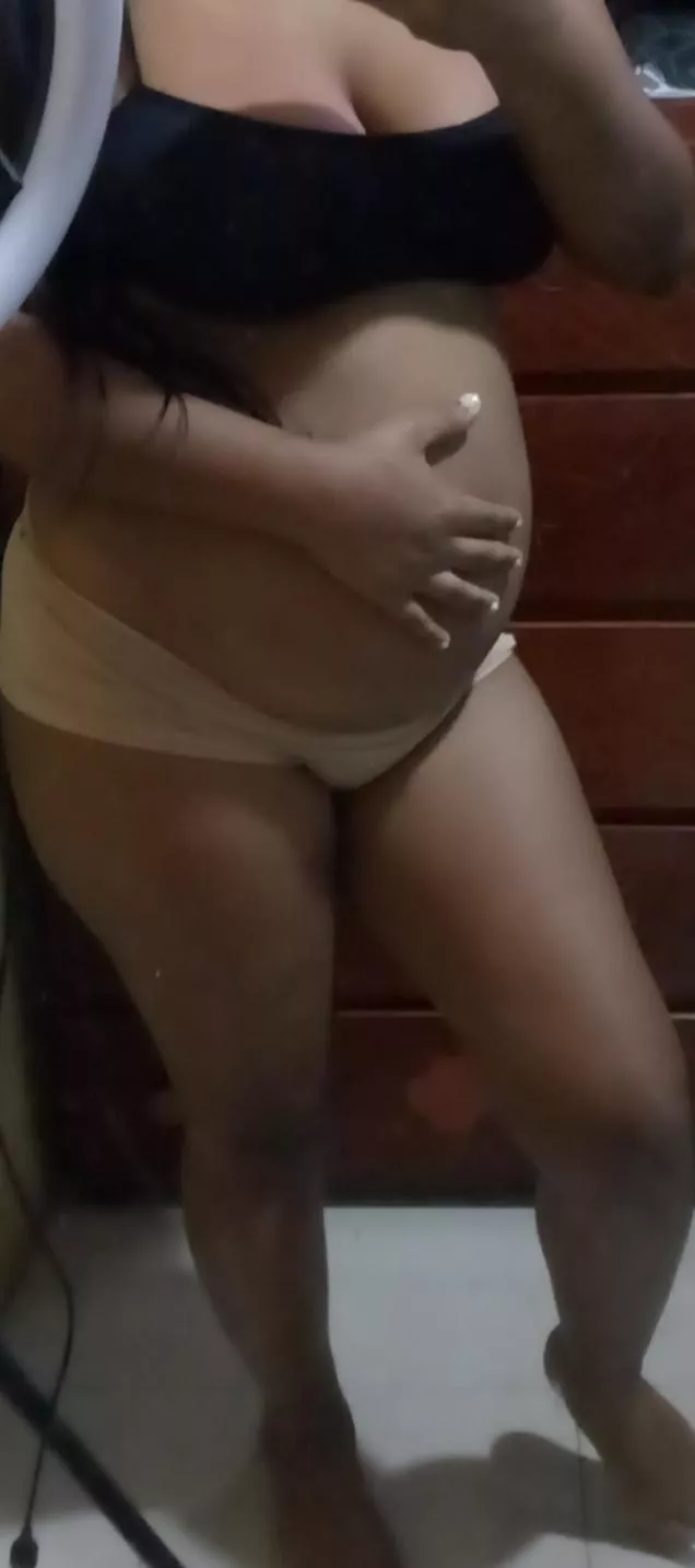 Hi daddy, today I want to make you feel great with how horny you are, huh 