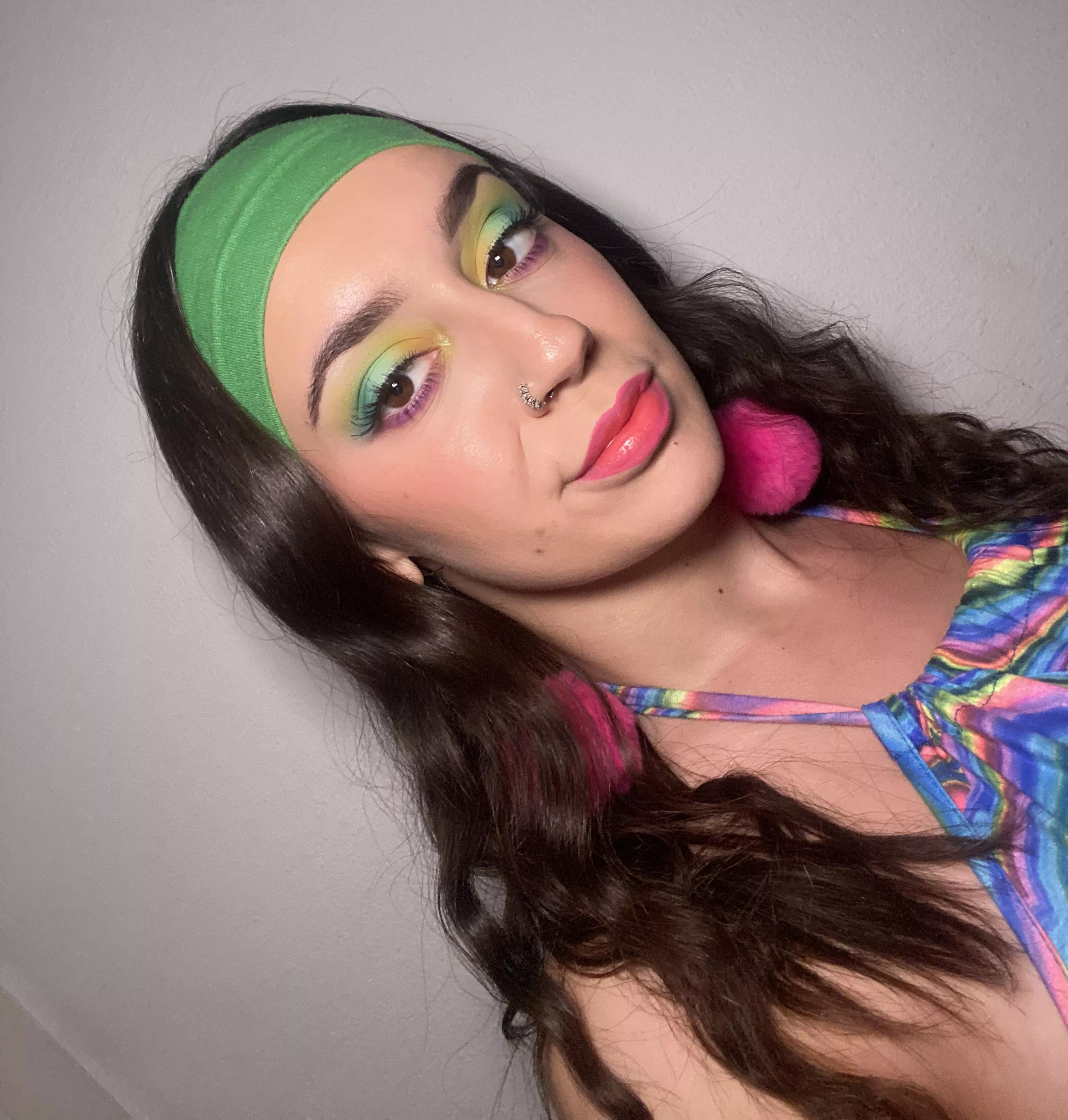 “Hot brunette empties foolishly weak simps wallet” [findom]