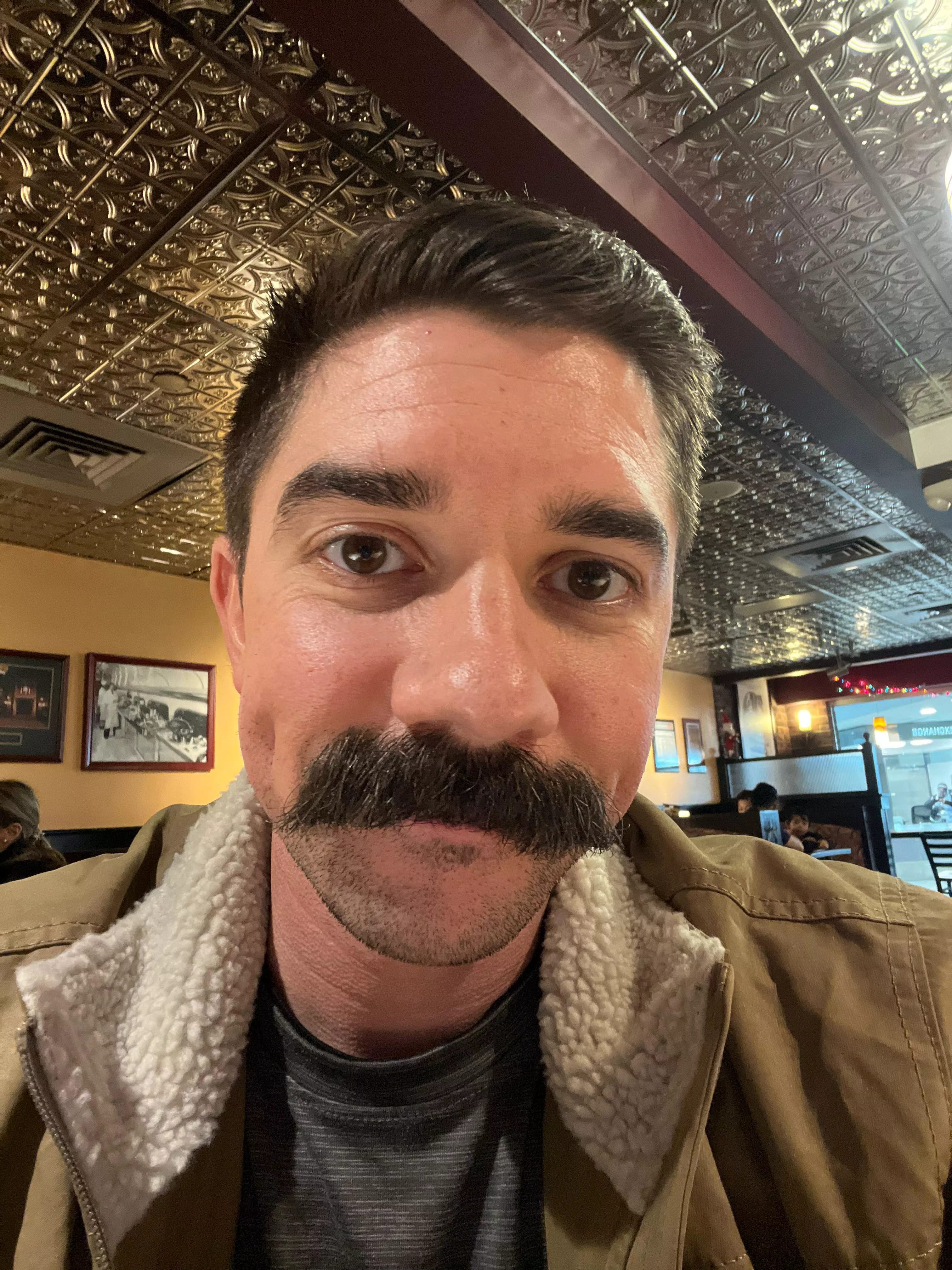 How does a 3 hour layover look?