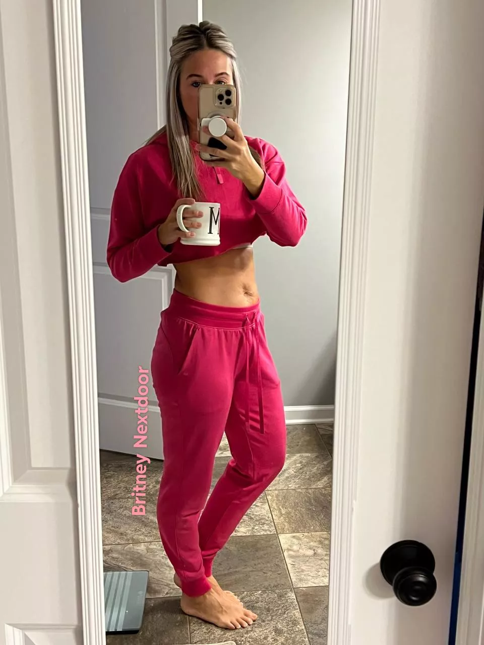 I like to crop cut my shirts ;)