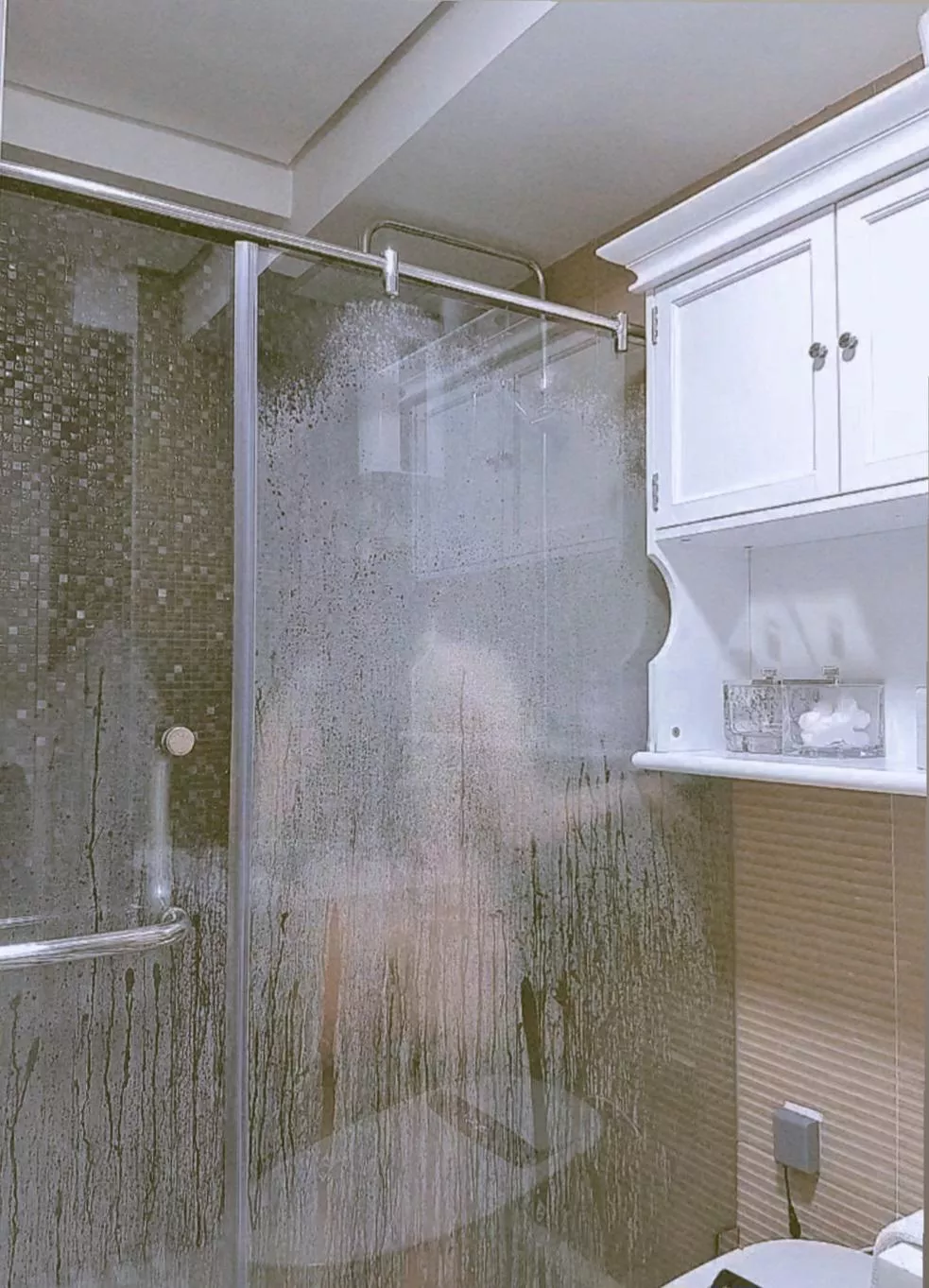 I wanna know what turns you on. So I can be all that and more.(F)