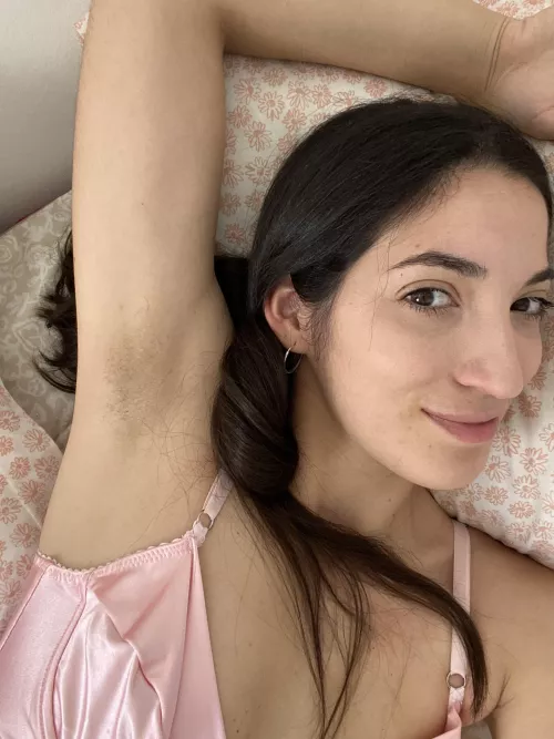 I would love to have your face inside my armpit.