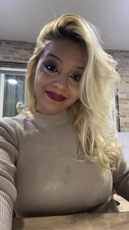 ❤️I'm Galadriel ❤️❤️I love to see how you would want to lick my Butt❤️❤️❤️The first one to send me this emoji ⭐️ on my OF gets 🎁!