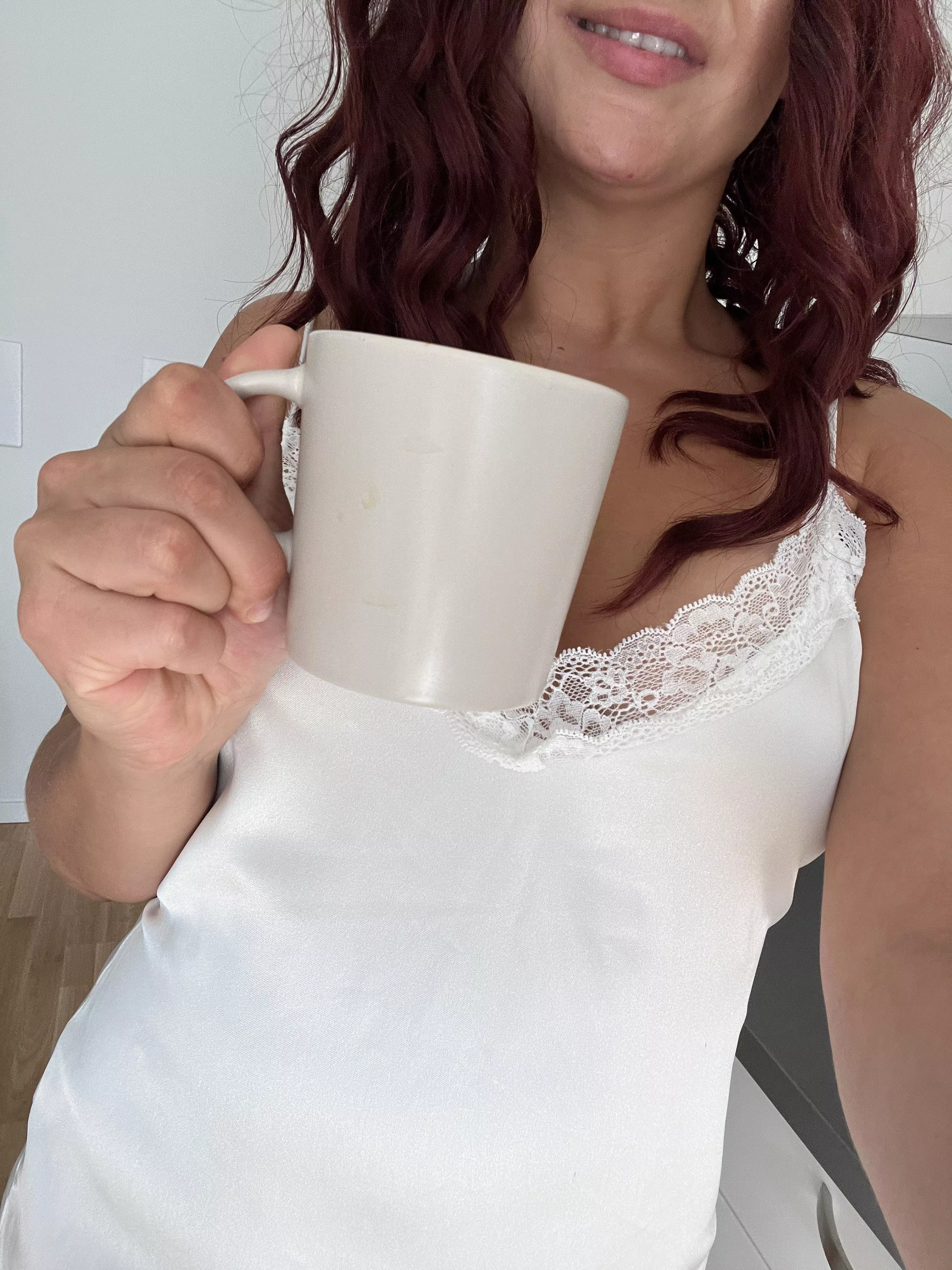 I’m the shy and nerdy new girl at the office