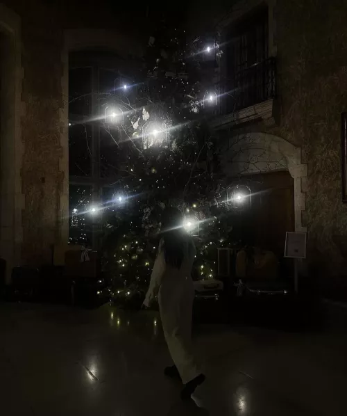 In Cotton, We Trust, she knows how to light our Christmas up 