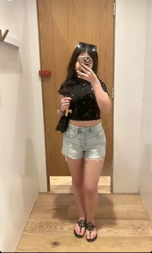 Latina with french tips