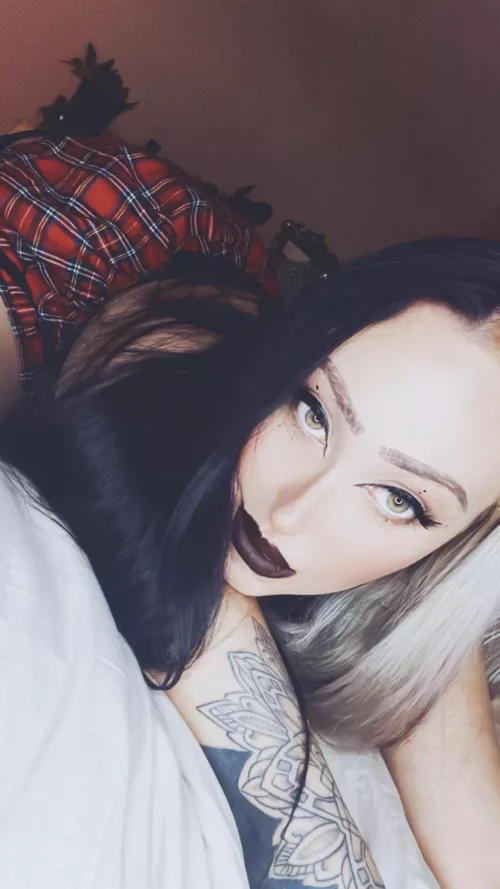 let’s make each other cum all day 😘