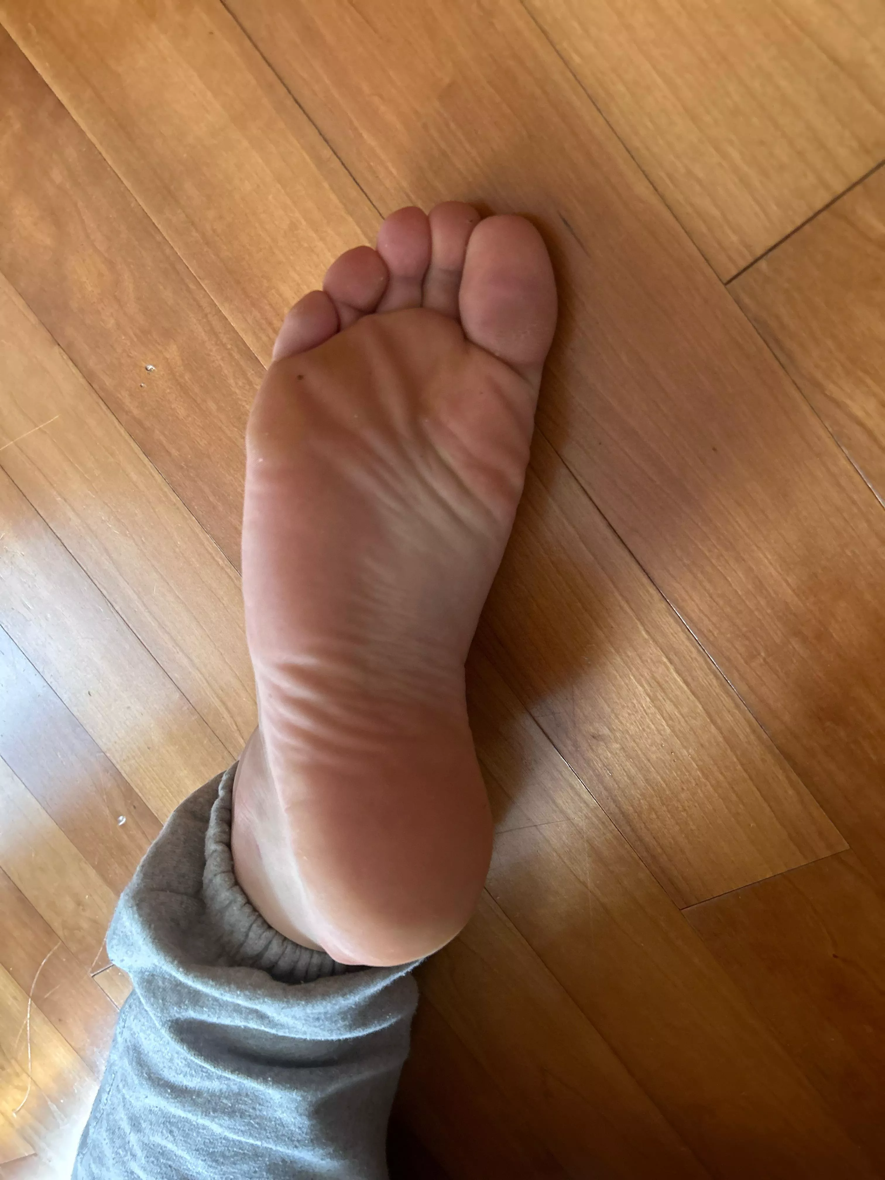 Lick it from heel to toe 