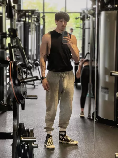 lifting heavy weights 