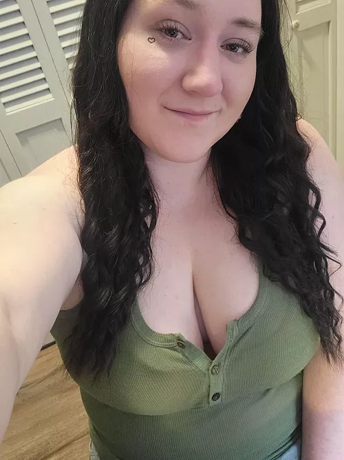 Looking for a daddy to help woth Christmas 🎄 ❄️❤️