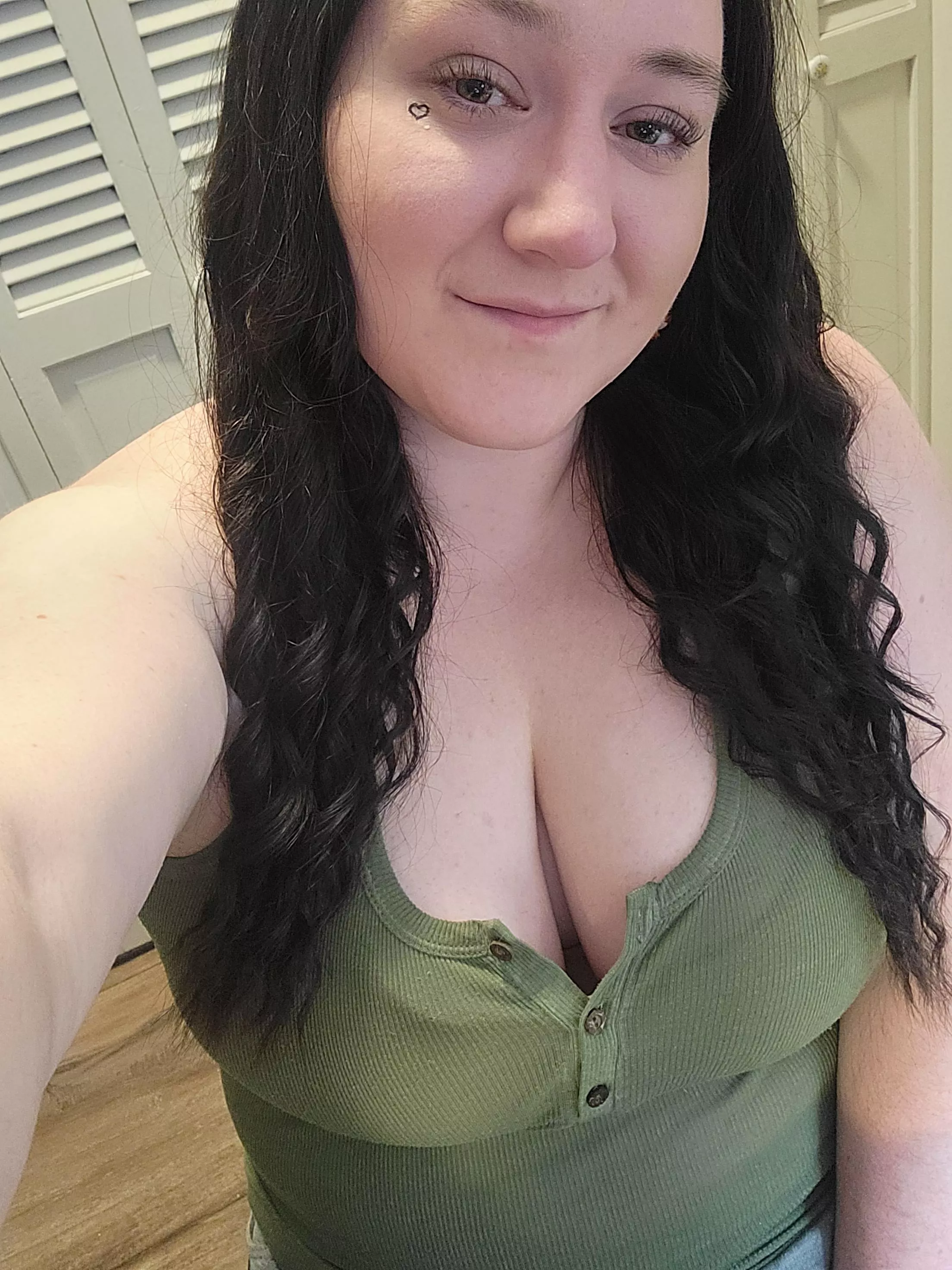 Looking for a daddy to help woth Christmas 🎄 ❄️❤️