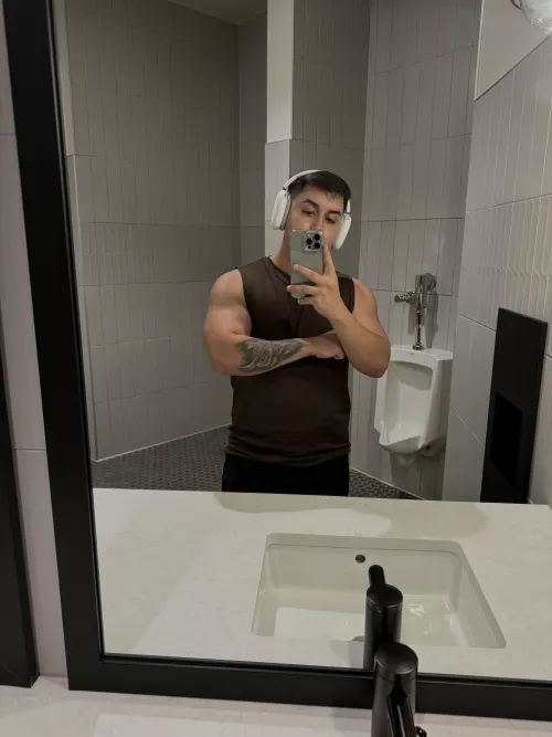 Looking for an older bro