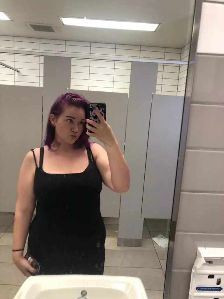 Looking for host 22f 24m for tonight 