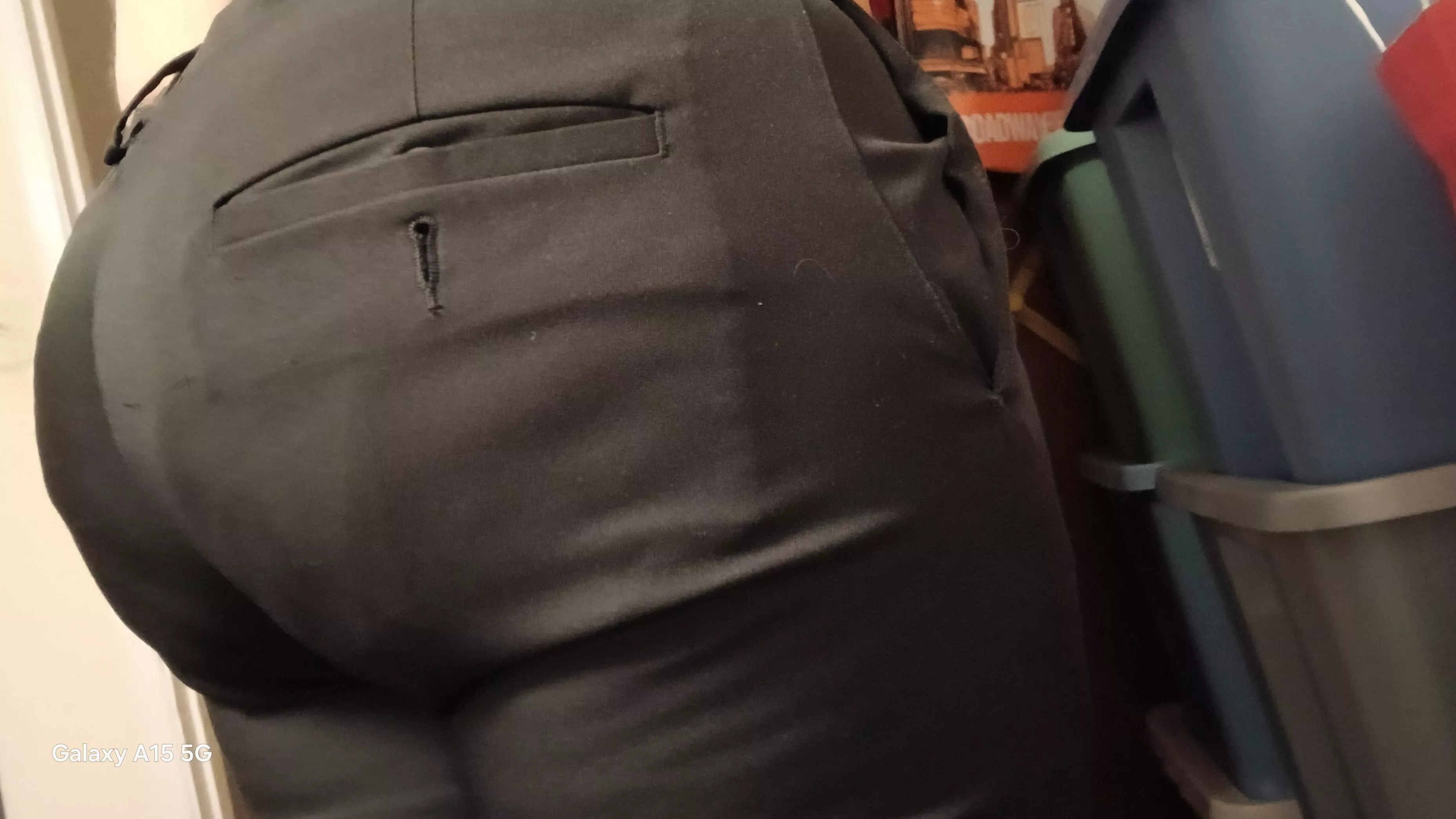 Love my ass in work pants? You'll love my OF (Free)