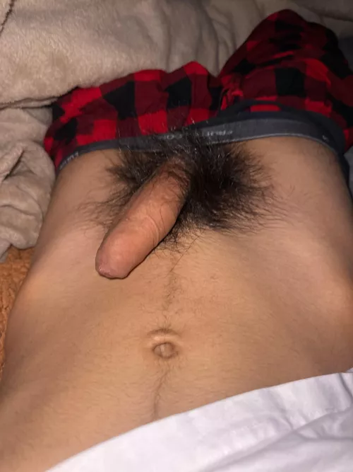 m18 looking for older+ 30+ hairy+ dad+ bwc+ teacher+ snap- joseph_r612