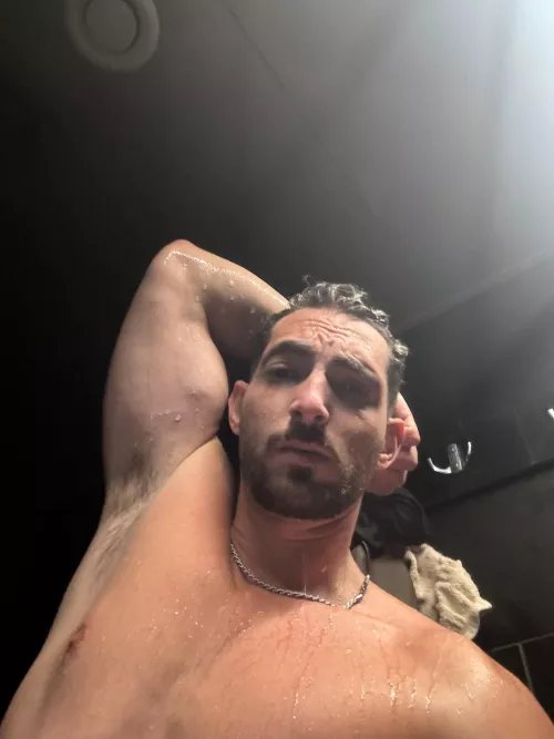 Most sweaty or more hairy ?
