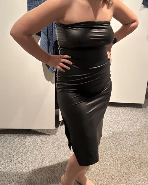 My wife’s sexy dress! Is this spandex? Anyone know?