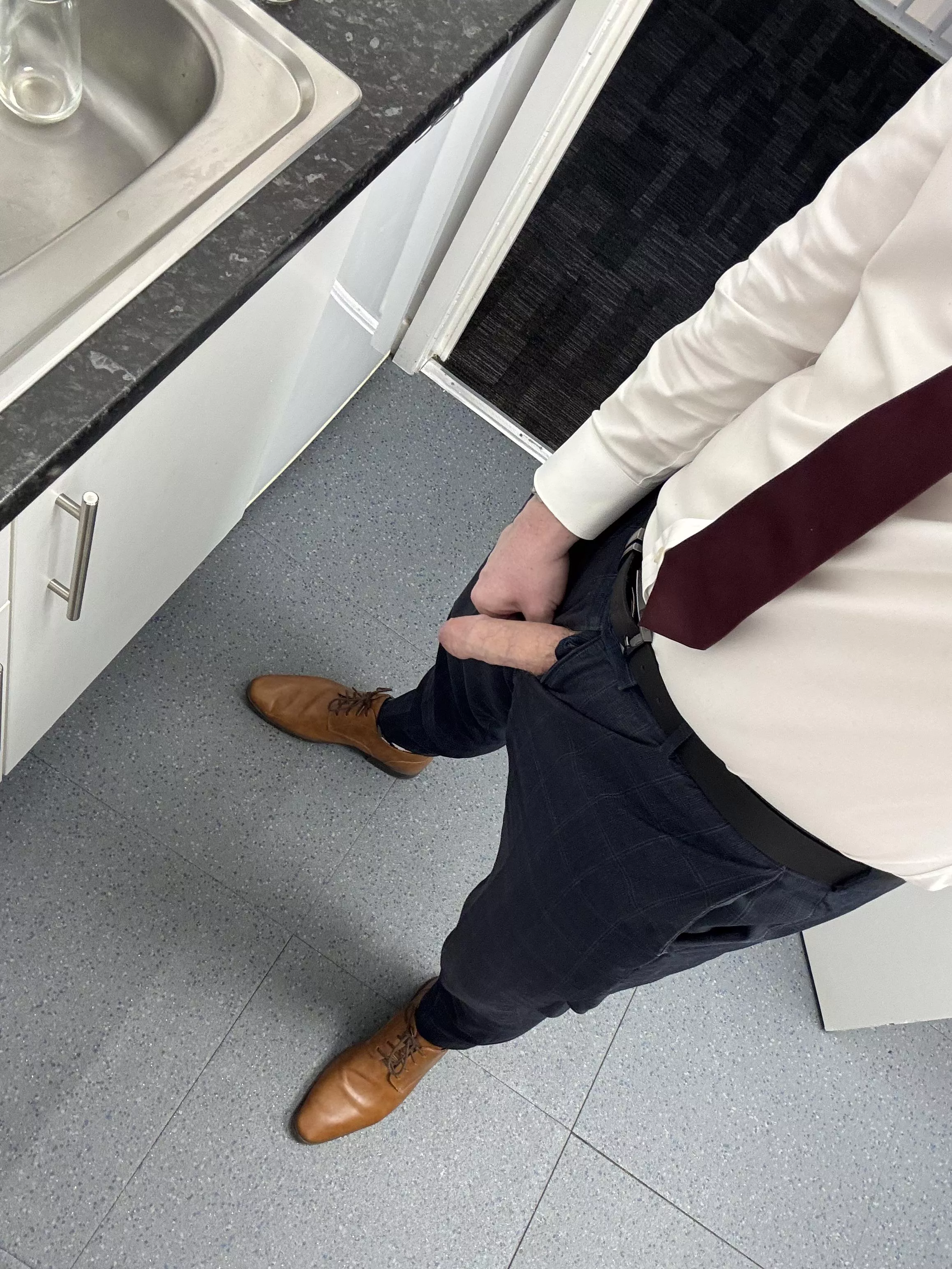 Popped out while making a brew for the team downstairs oops 