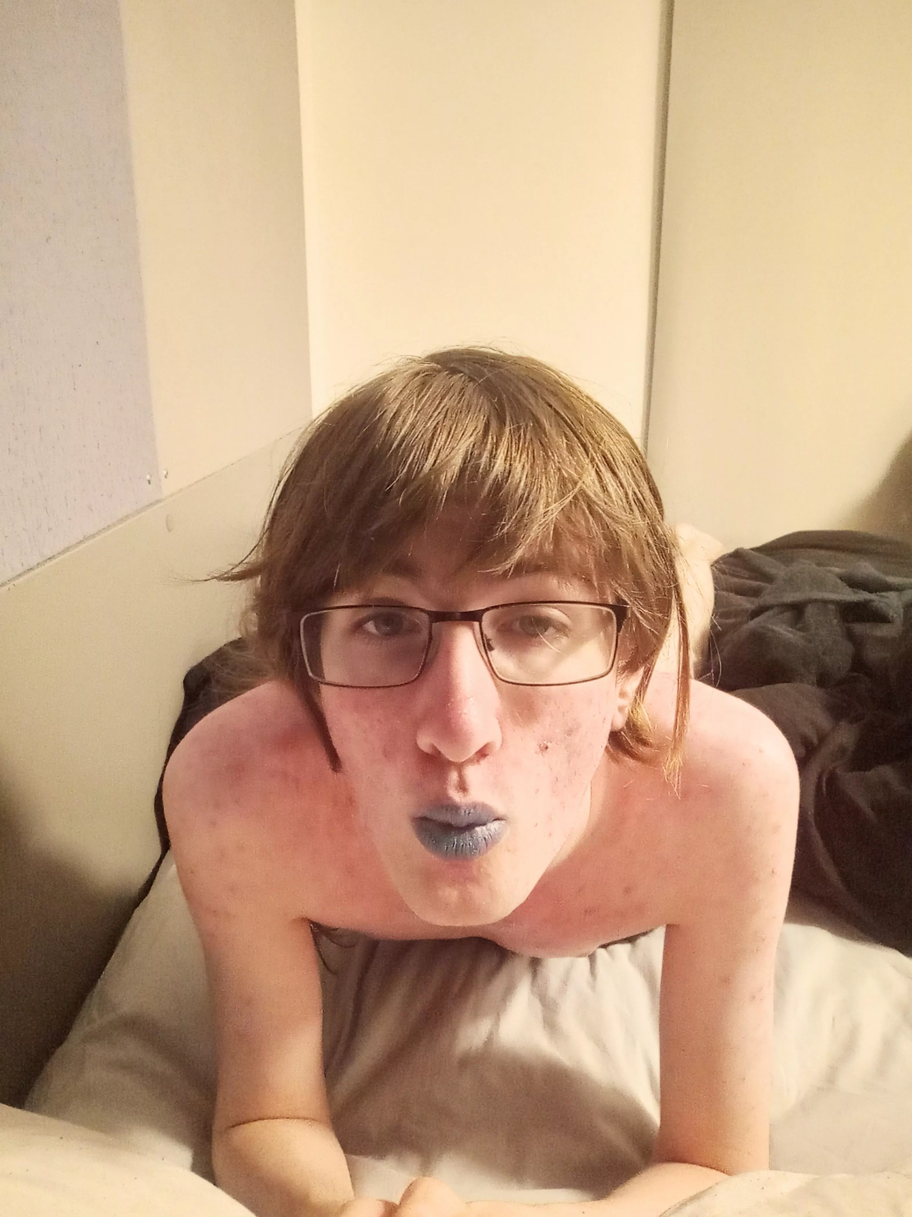 Ready to serve the BNWO with my horny English mouth