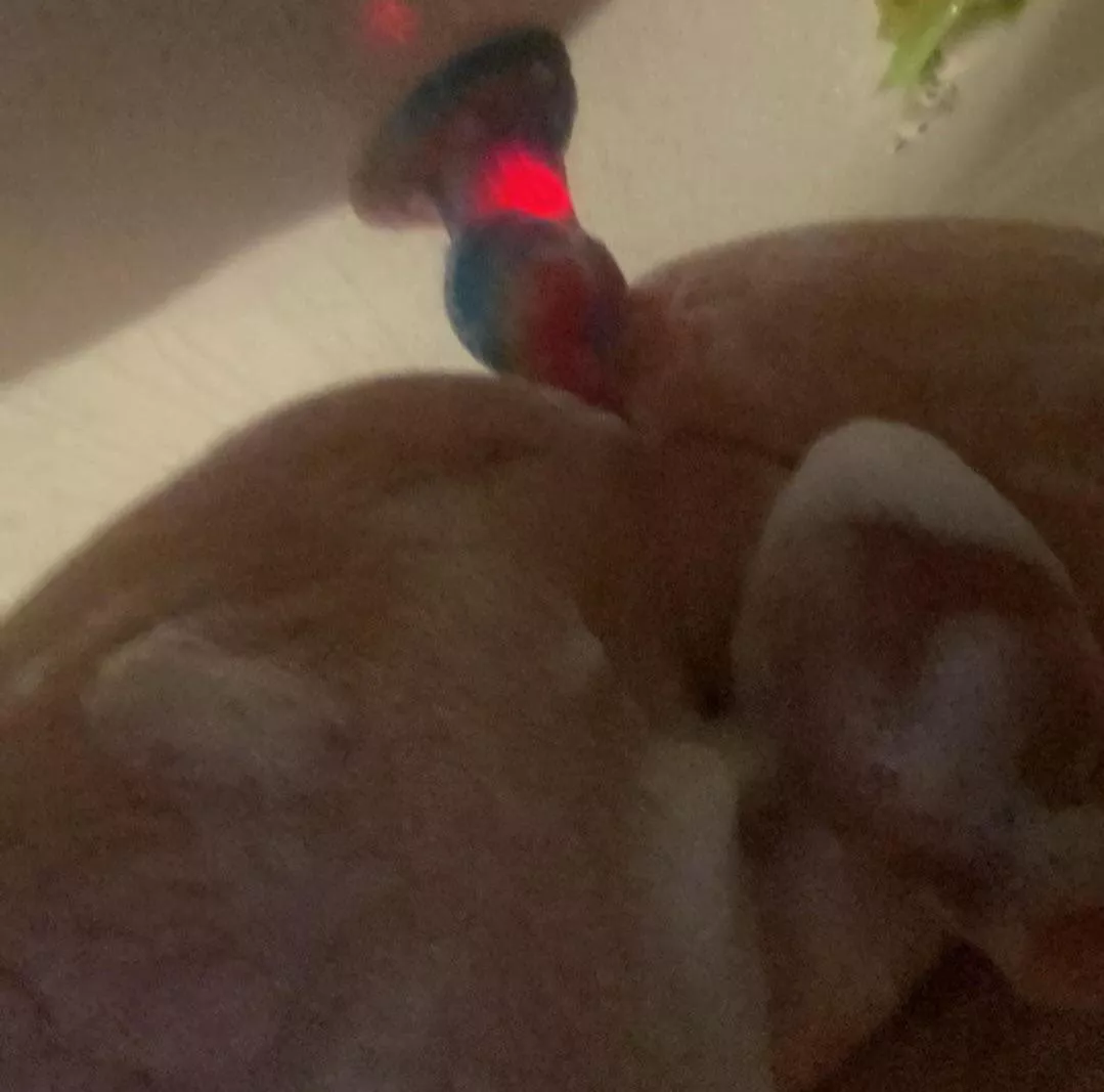 Starting to enjoy the feeling of taking 9inches 