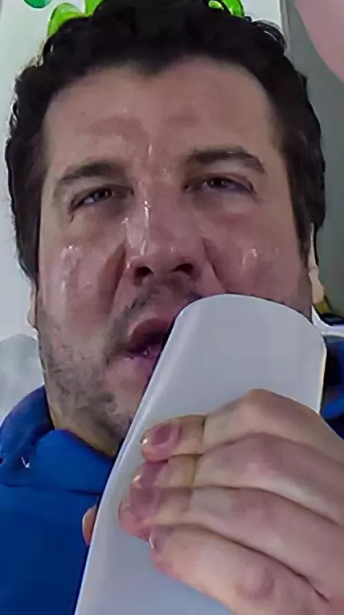 Strange, dont ya zzink am lewkin older? baat sometin gewd haz hapened to me