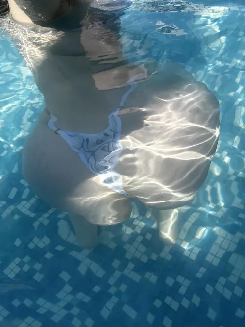 sumergete en una piscina de placer conmigo 