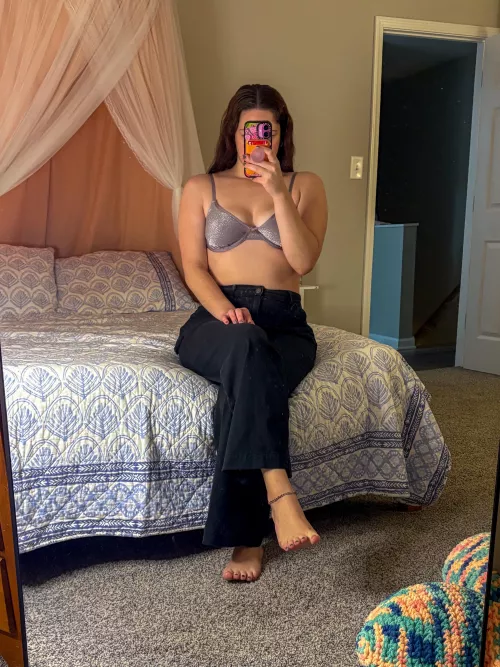 tell me what you think about my feet(: