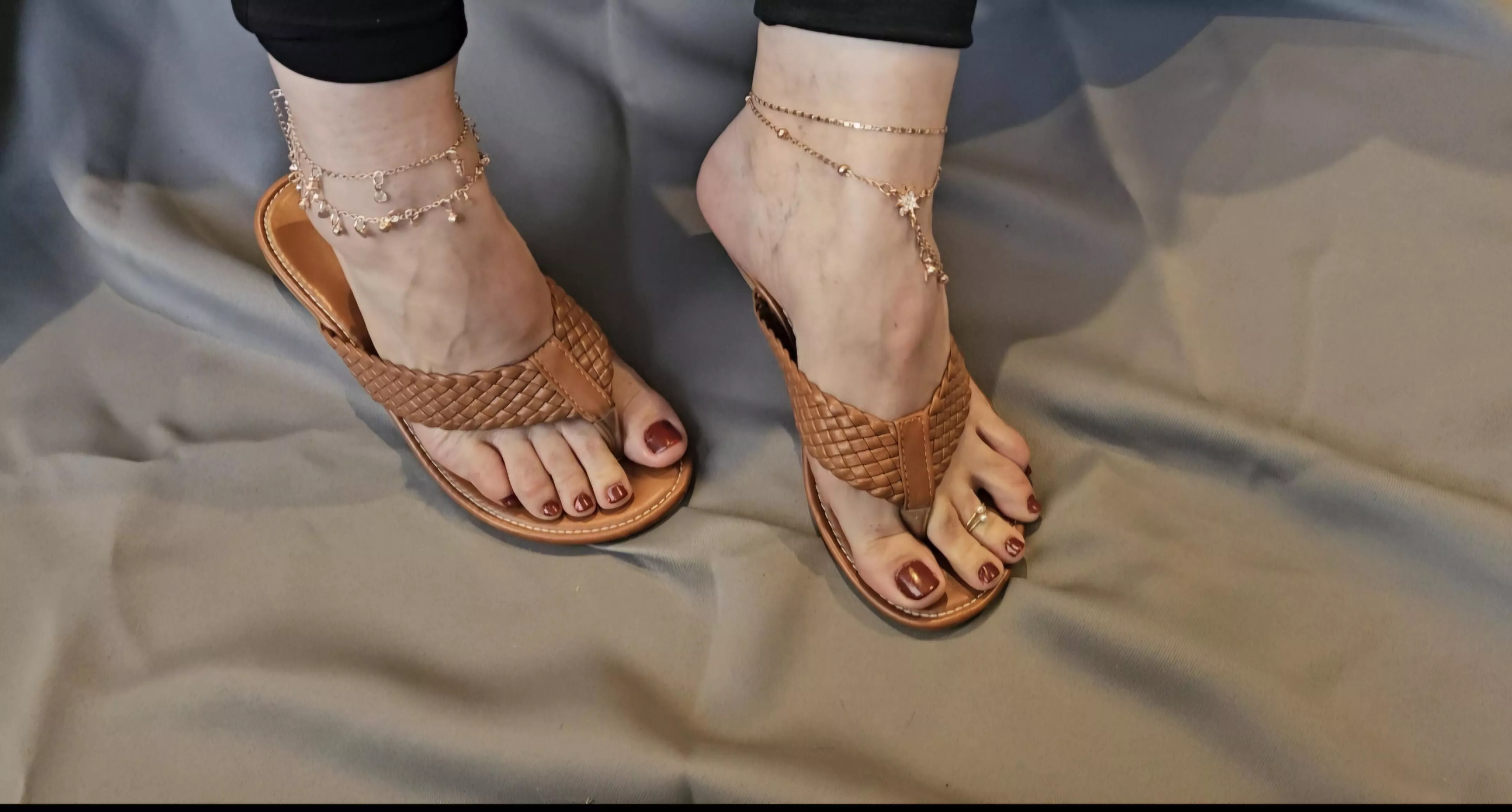 Today's Feet-ure Presentation! Bling, Bling, Foot Boy's! 