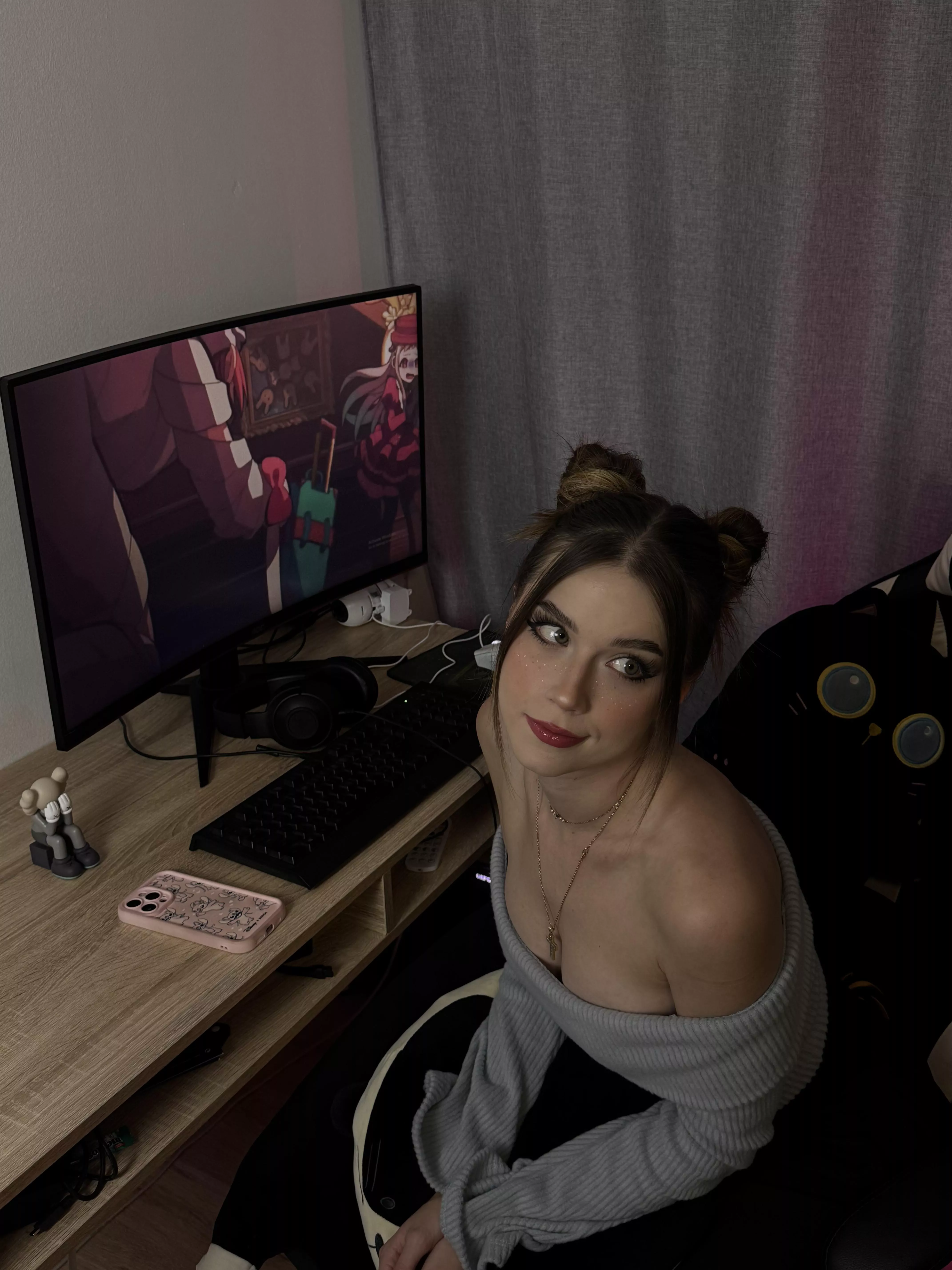 Tuesdays are for watching anime :)