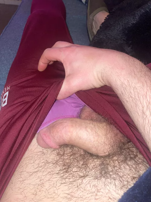 Uk West Yorkshire Sausage need to get this ripe softie hard 😝Age [40]M4M Leeds uk Bi lad into uncut ,Musky lads , Bushy Cock, Men’s Underwear, Seeing lads piss ,str8 curious lads chavs ,vocal ,must Be over 19yo. Snap discodickleeds