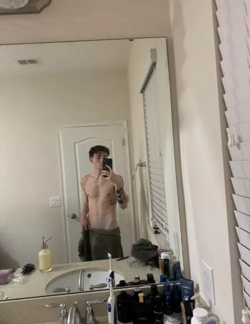 Used boxers for $30, used socks for $25 hmu if interested (cashapp only)