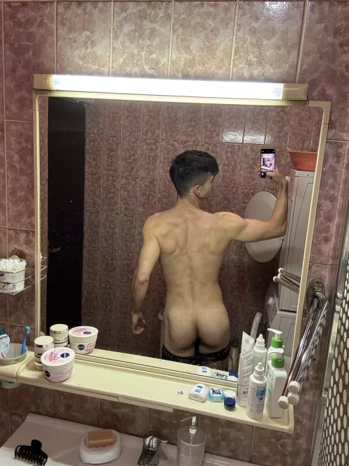 Want it all? 🍑💦