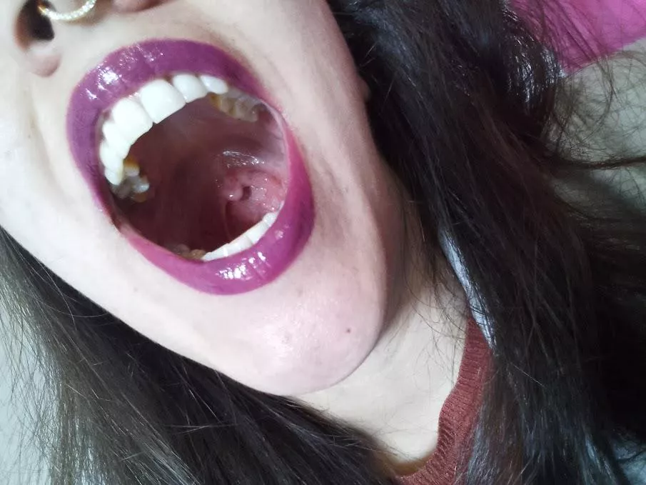 What do you like most about this! Going in or going out? {f}