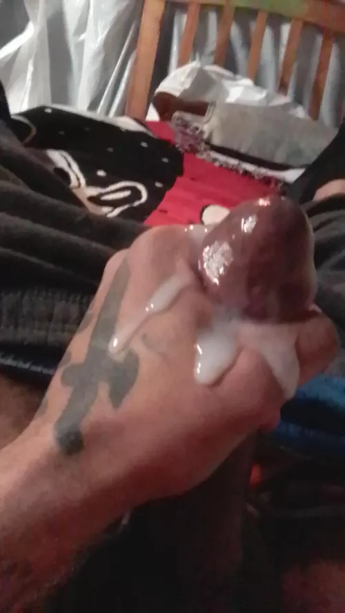 What slut will clean daddy up and make him shoot out this much again? 😘