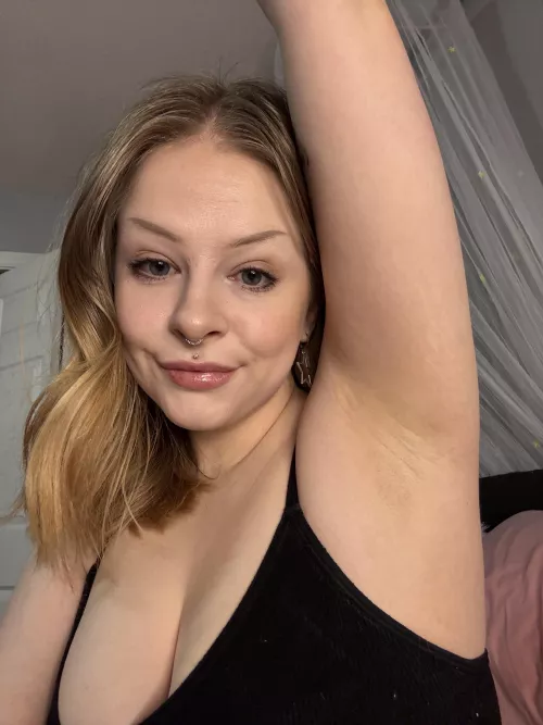 Which lucky pit boy wants to do the honor of licking my armpit