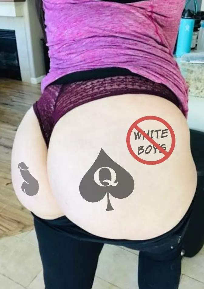 White mom hiding in the suburbs... come tribute me and bully my son!